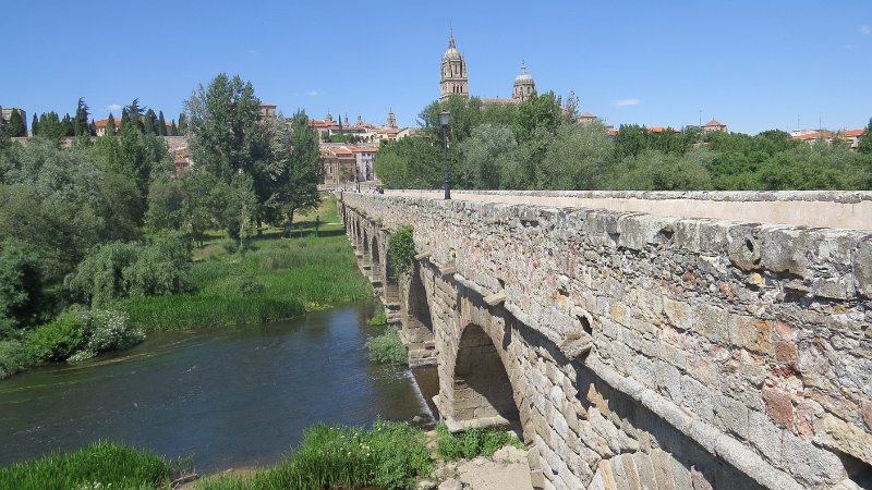E (196) The Roman Bridge - Salamanca.JPG